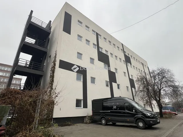 Eladó kereskedelmi és ipari ingatlan Budapest X. kerület 2283 nm
