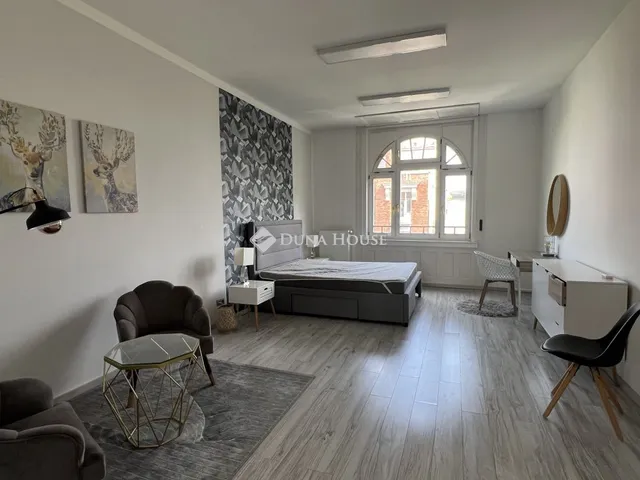 Eladó lakás Budapest VI. kerület 63 nm