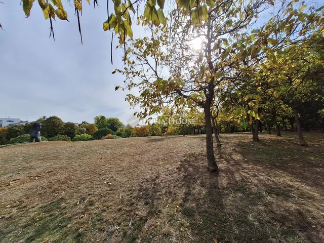 Eladó lakás Budapest XI. kerület 114 nm