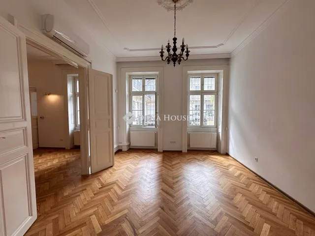 Eladó lakás Budapest V. kerület 86 nm