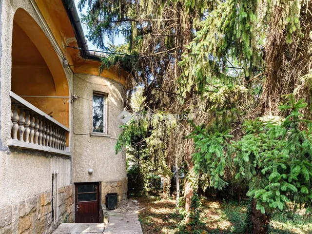 Eladó ház Budapest XI. kerület 197 nm