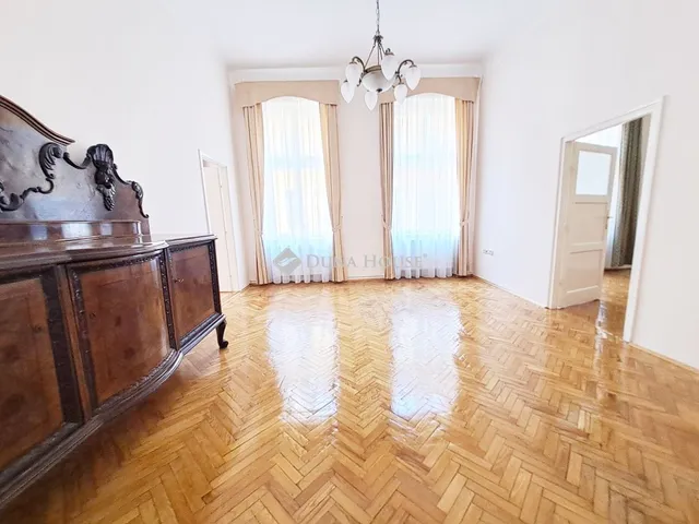 Kiadó lakás Budapest I. kerület 67 nm