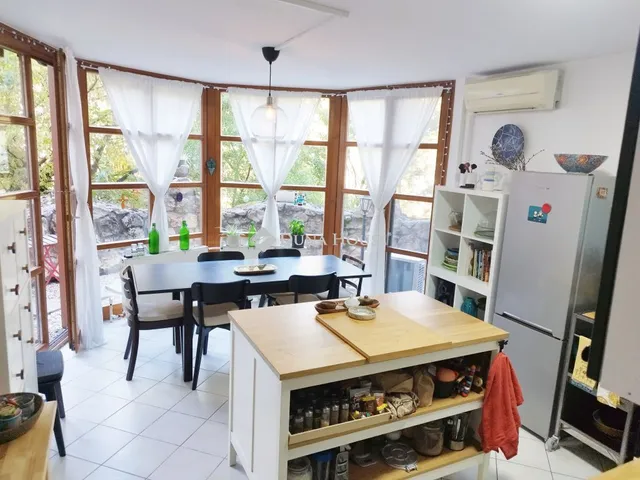 Eladó lakás Budapest I. kerület 123 nm