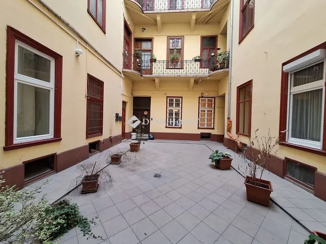 Kiadó lakás Budapest VI. kerület, Szív utca 30 nm