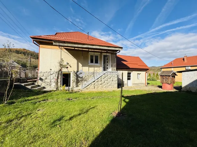 Eladó ház Istenmezeje 90 nm