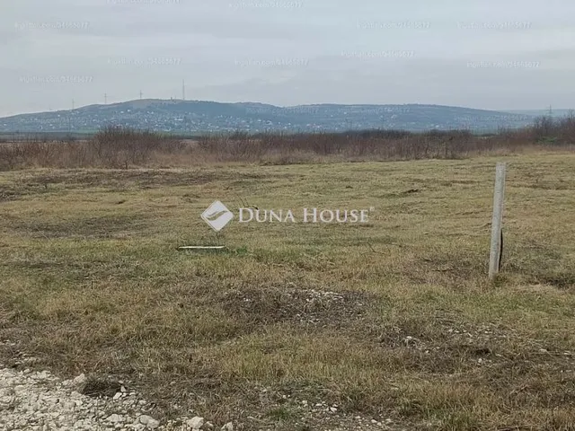 Eladó telek Iszkaszentgyörgy 13544 nm