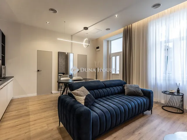 Eladó lakás Budapest VI. kerület 67 nm