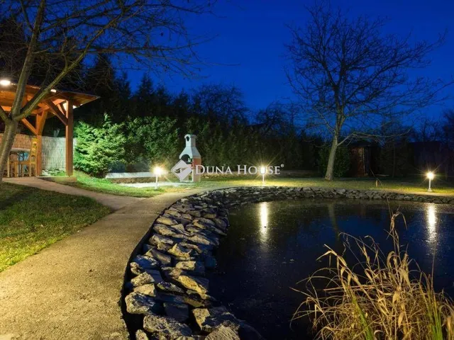 Eladó kereskedelmi és ipari ingatlan Hévíz 280 nm