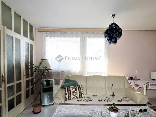 Eladó ház Törökbálint, Kazinczy Ferenc utca 264 nm