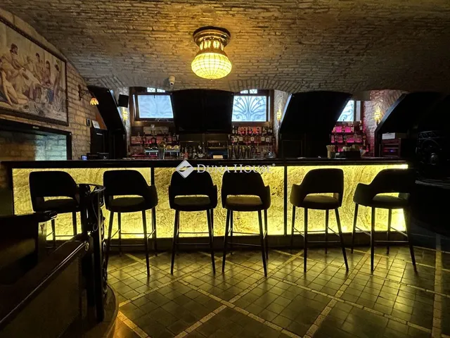 Eladó kereskedelmi és ipari ingatlan Budapest VI. kerület 112 nm