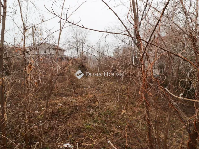 Eladó telek Mogyoród 1233 nm
