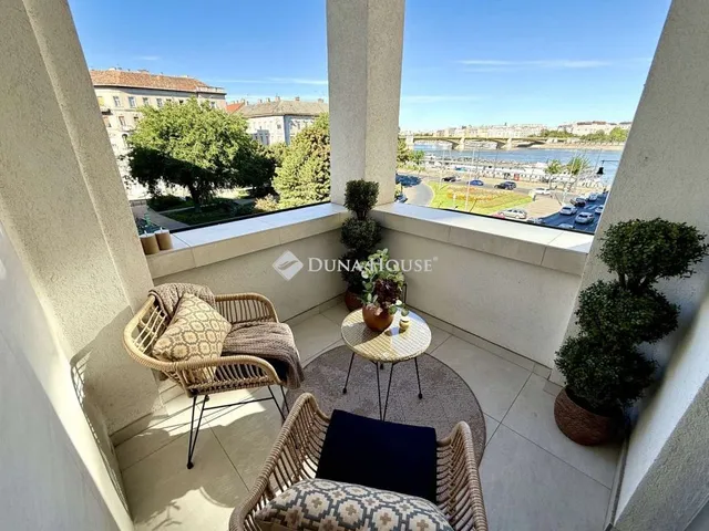 Eladó lakás Budapest II. kerület 91 nm