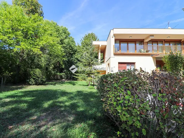 Eladó lakás Budapest II. kerület 136 nm