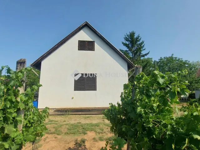 Eladó üdülő és hétvégi ház Csopak 52 nm