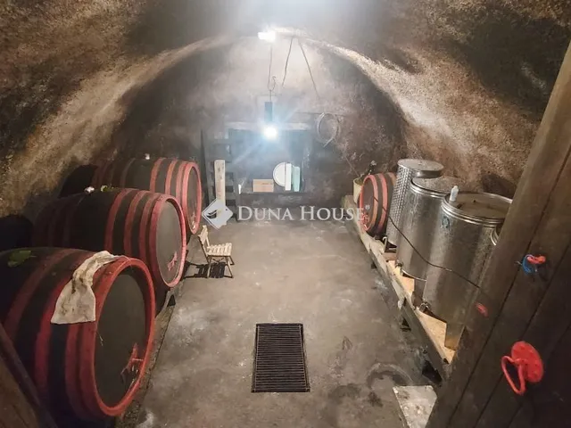 Eladó üdülő és hétvégi ház Csopak 52 nm