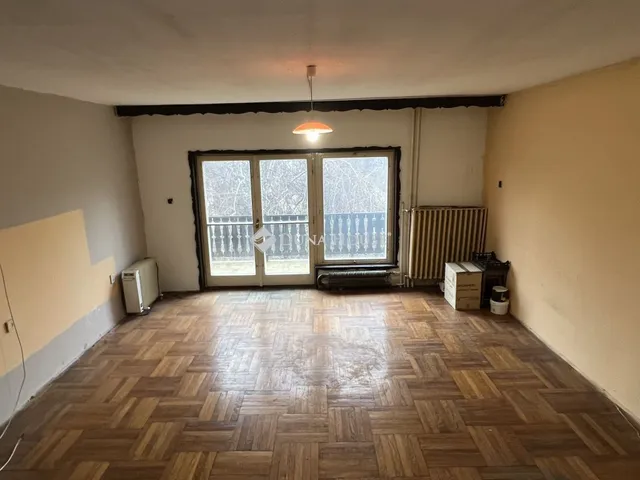 Eladó ház Budapest XXII. kerület, Bencés utca 370 nm