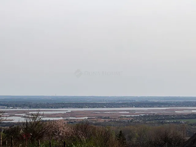 Eladó telek Sukoró 4800 nm