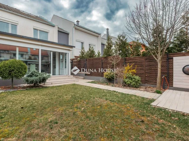 Eladó lakás Dunakeszi 66 nm