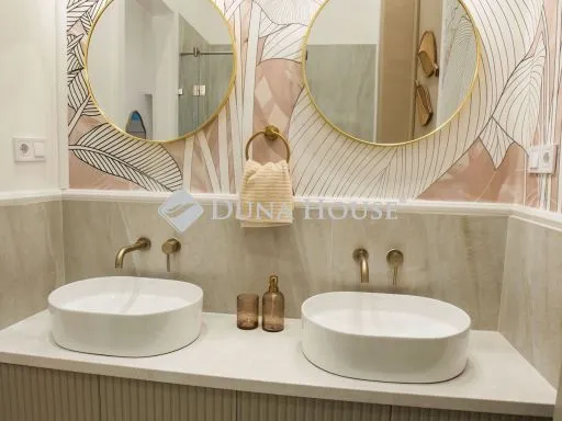 Eladó lakás Budapest V. kerület 61 nm