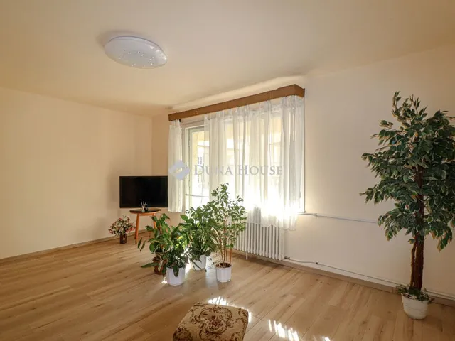 Eladó lakás Budapest I. kerület 45 nm