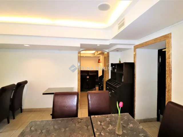 Eladó kereskedelmi és ipari ingatlan Budapest I. kerület, Donáti utca 122 nm