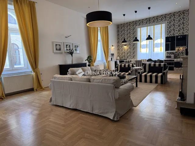 Kiadó lakás Budapest VI. kerület, Szív utca 189 nm