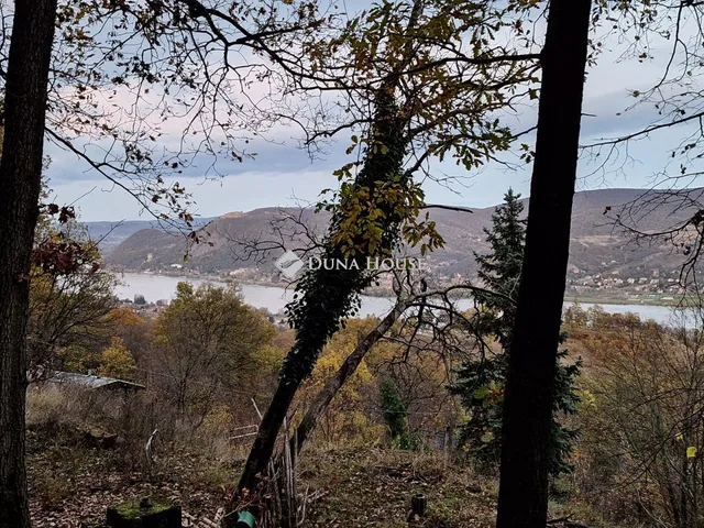 Eladó telek Nagymaros 938 nm