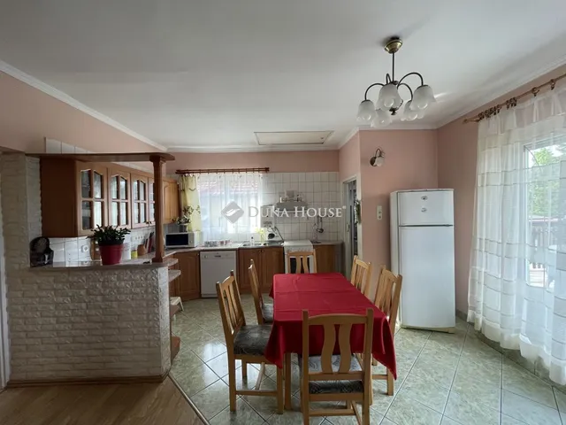 Eladó ház Budapest XVIII. kerület 160 nm