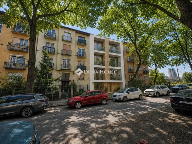 Eladó telek Budapest XI. kerület 368 nm