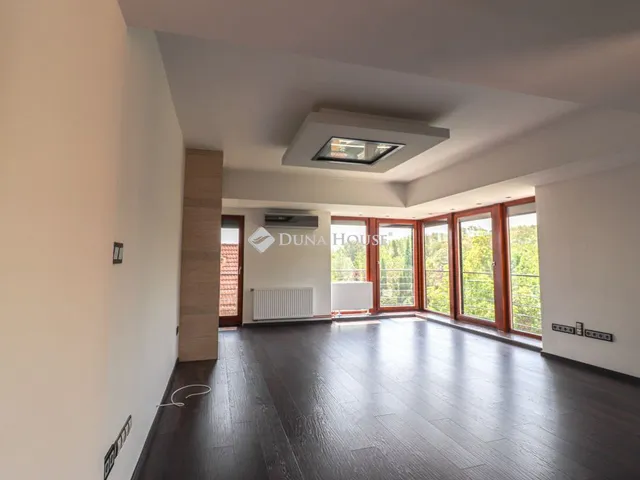 Kiadó lakás Budapest III. kerület, Testvérhegyi út 134 nm