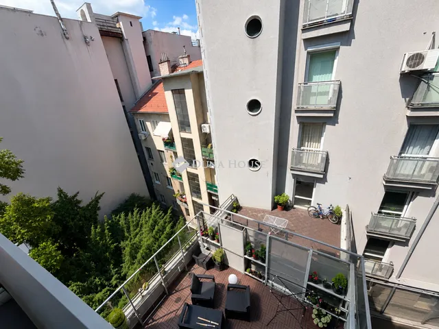 Eladó lakás Budapest XII. kerület 36 nm