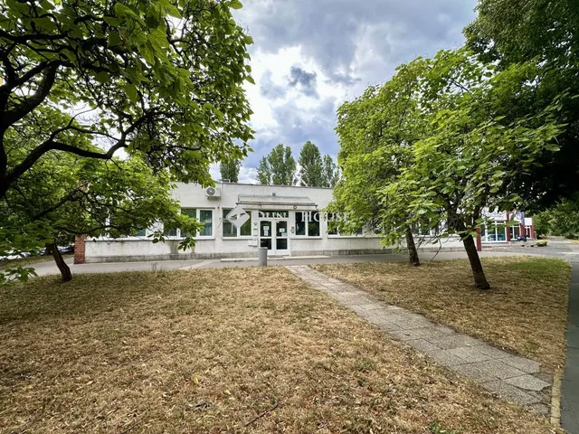 Eladó kereskedelmi és ipari ingatlan Budapest XI. kerület 475 nm