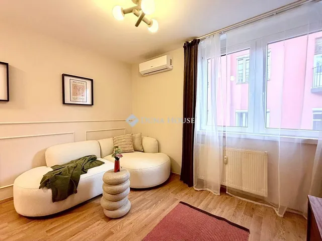 Eladó lakás Budapest VIII. kerület 33 nm