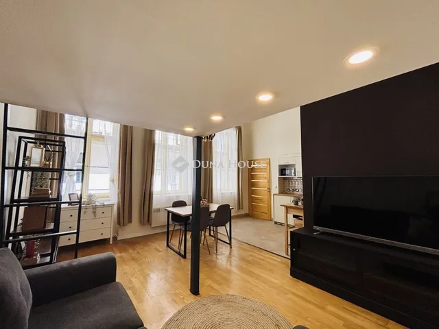 Eladó lakás Budapest VIII. kerület, Mária utca 34 nm