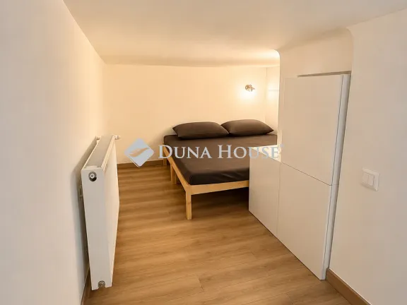 Kiadó lakás Budapest IX. kerület, Üllői út 11 nm