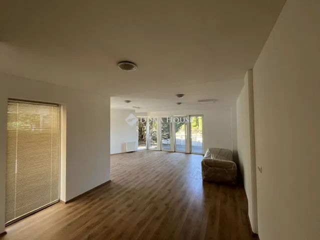Eladó lakás Budapest II. kerület, Széher út 52 nm