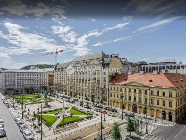 Eladó kereskedelmi és ipari ingatlan Budapest V. kerület 200 nm