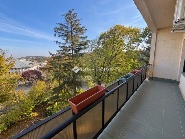 Kiadó lakás Budapest XII. kerület, Bürök utca 70 nm