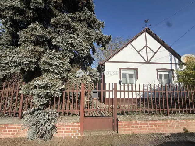 Eladó ház Vezseny 120 nm