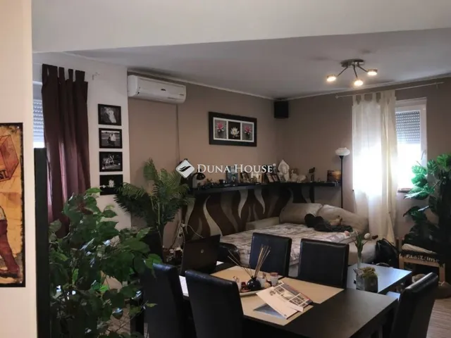 Eladó ház Szigetszentmiklós, Szilvás utca 270 nm