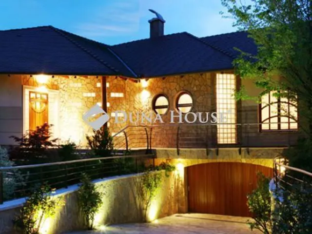 Eladó ház Herceghalom 600 nm