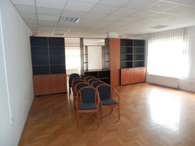 Eladó kereskedelmi és ipari ingatlan Budapest XI. kerület 169 nm