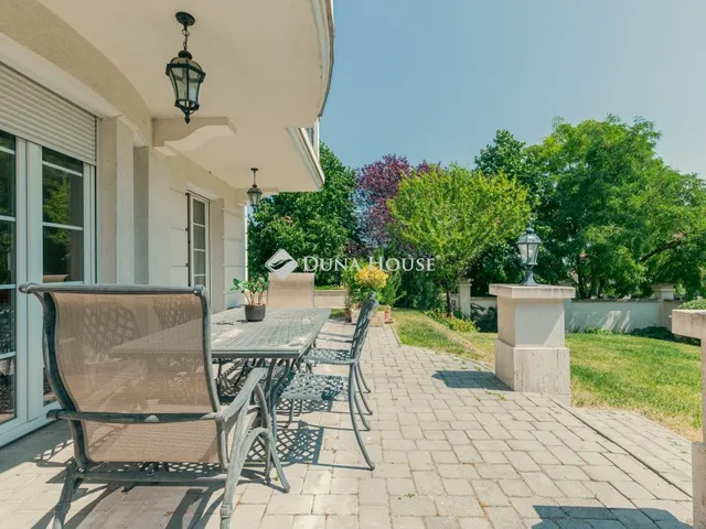 Kiadó lakás Budapest XI. kerület 155 nm