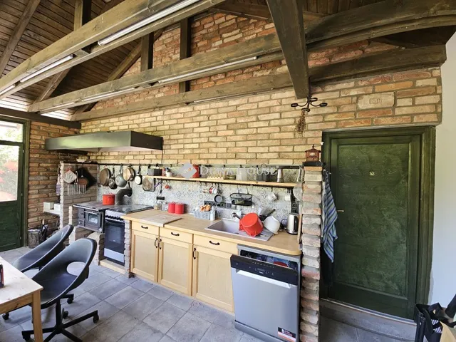 Eladó ház Délegyháza 206 nm