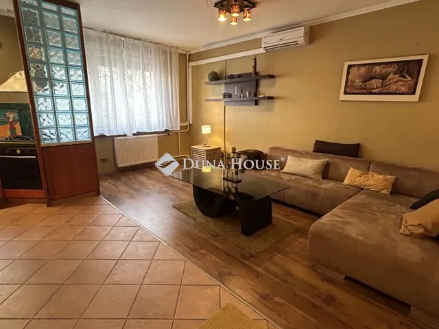 Eladó lakás Budapest III. kerület 73 nm