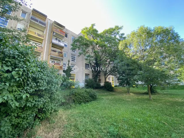 Eladó lakás Budapest III. kerület 73 nm