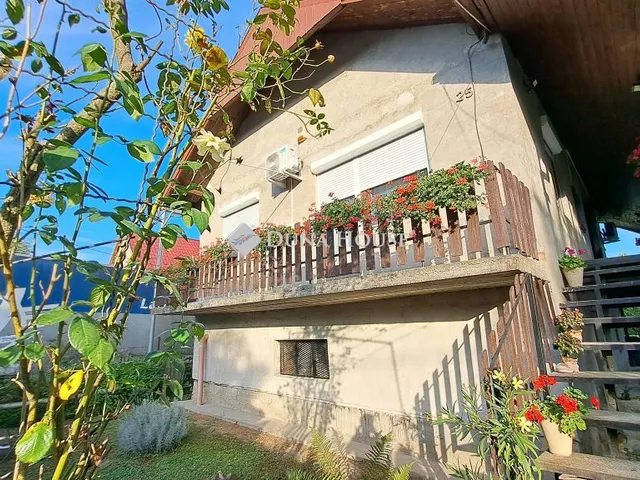 Eladó ház Mende 94 nm