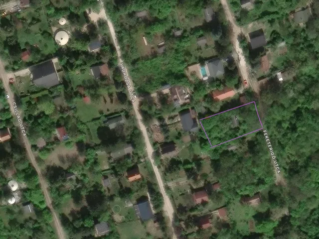 Eladó telek Budakeszi 720 nm