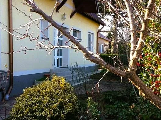 Eladó ház Pétfürdő 190 nm