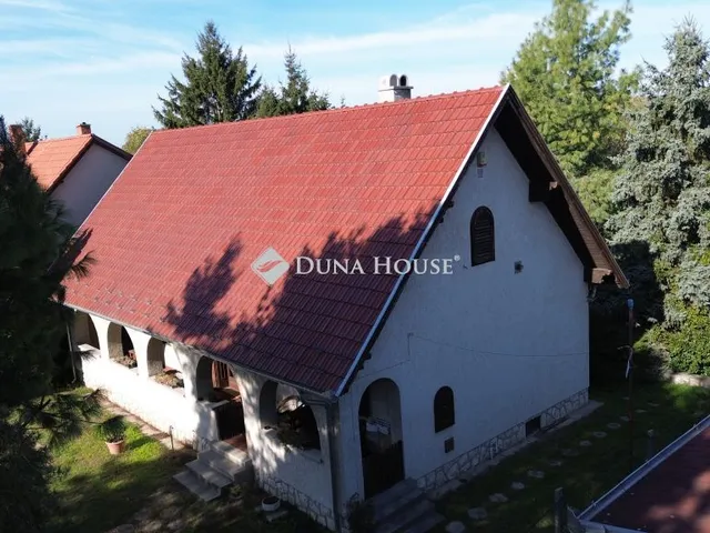 Eladó ház Komárom 224 nm